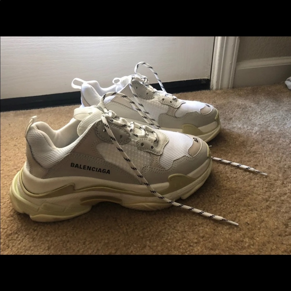 balenciaga triple s sneakers